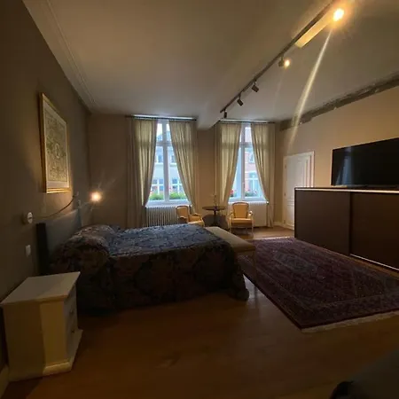 Bed & Breakfast 1640 *
